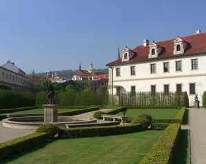Валдштейнский сад (Valdštejnská zahrada), Чехия